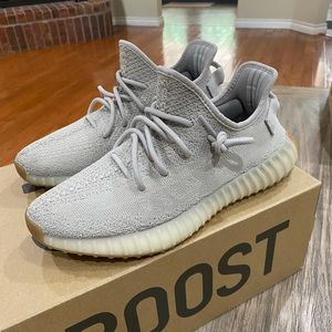 Yeezy BOOST 350 V2 (Sesame)